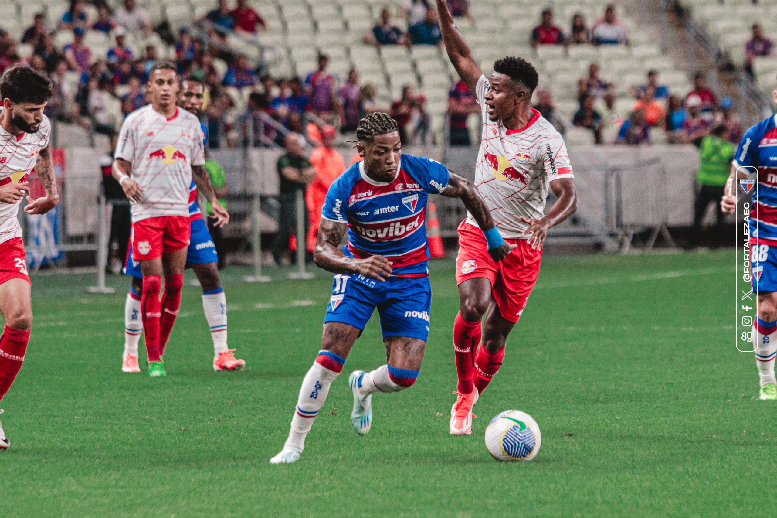 Fortaleza Sai Na Frente Mas Cede Empate Ao Bragantino Na Arena Castel O