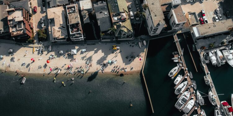 Melhor cidade para morar do Ceará com 2,3 km de praia é a mais desenvolvida do Nordeste