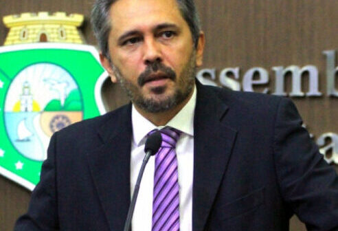 Saiba quem é Elmano de Freitas, candidato do PT para o Governo do Ceará