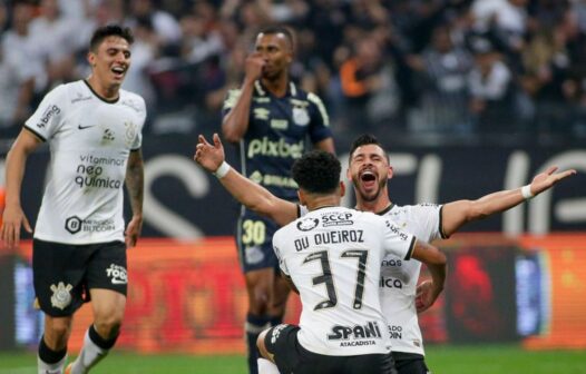 Corinthians atropela Santos e abre boa vantagem na Copa do Brasil