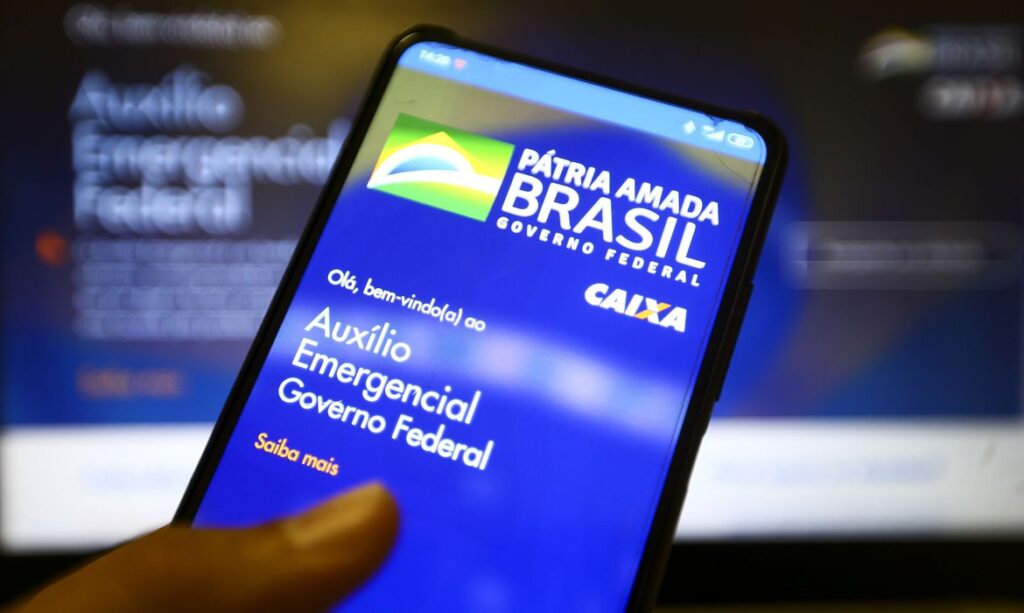 Auxílio emergencial termina hoje com último depósito para 3,2 milhões