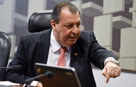 CPI da covid: Omar Aziz assume a presidência e indica Renan Calheiros como relator