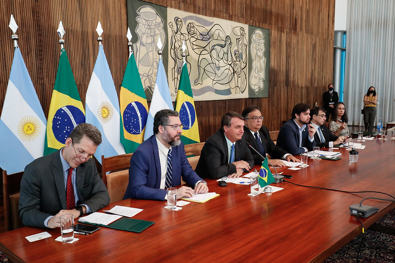 Bolsonaro e Fernández, da Argentina, têm primeira reunião bilateral