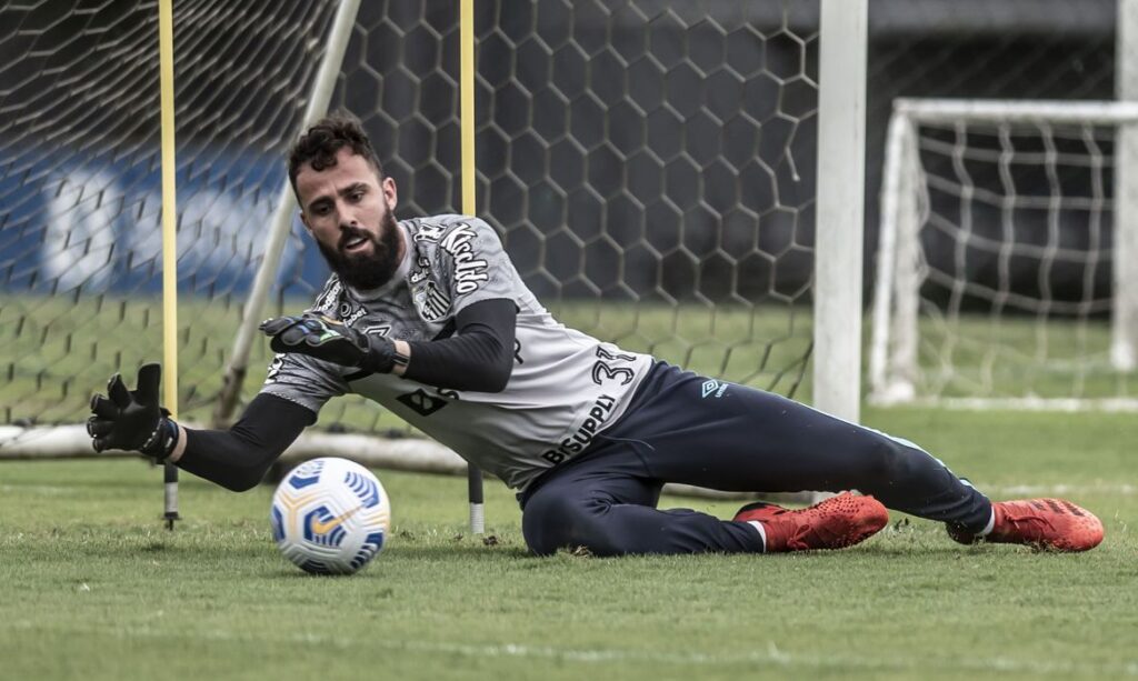 São Paulo fecha com o goleiro Jandrei