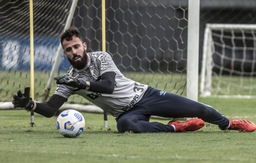 São Paulo fecha com o goleiro Jandrei