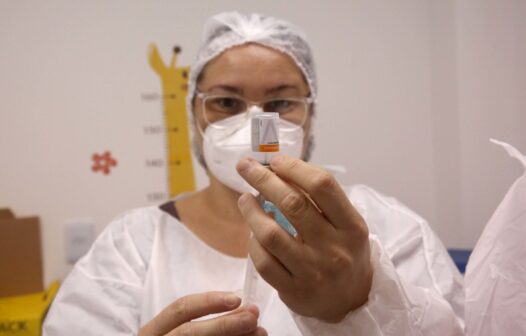 Confira as listas de agendados para vacinação contra Covid até sexta-feira (28), em Fortaleza