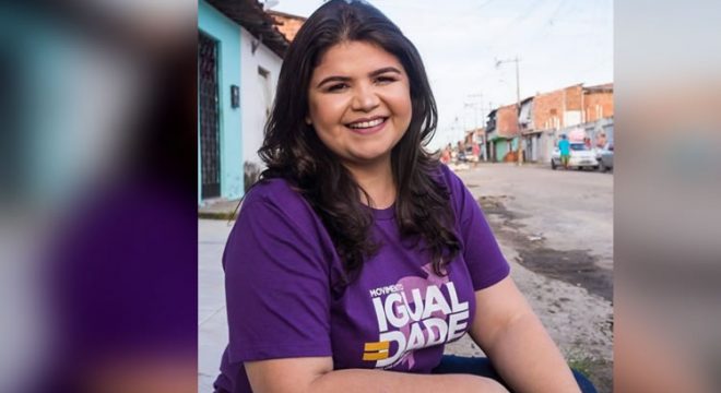 Adelita Monteiro é pré-candidatura do PSol ao Governo do Ceará, oficializa partido