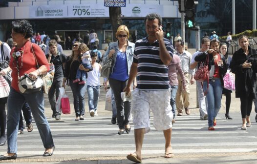 Índice de desemprego cai para 13,7% em junho, na pesquisa trimestral do Ipea