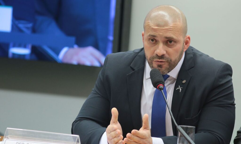 Ministro Alexandre de Moraes prorroga por mais 60 dias inquérito contra Daniel Silveira no STF