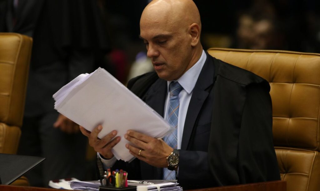 STF: ministro Alexandre de Moraes vota pela condenação do deputado Daniel Silveira