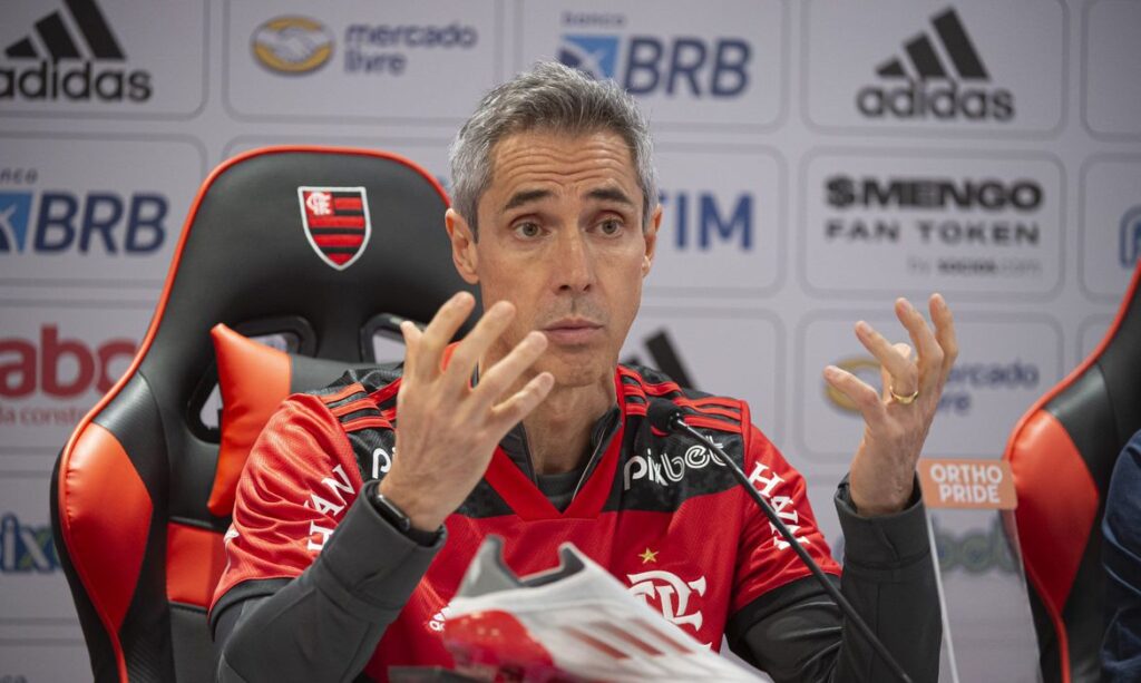 Em apresentação ao Flamengo, Paulo Sousa diz que quer fazer história