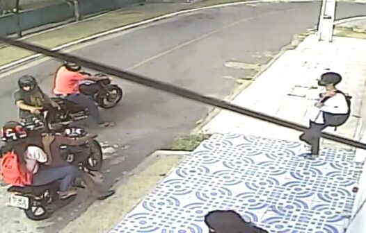 Câmeras de segurança flagram assalto em Maracanaú