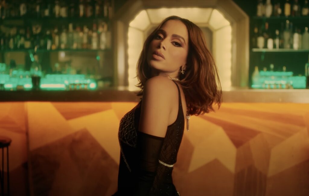 Anitta desafaba após cirurgia de endometriose: “que recuperação maldita”