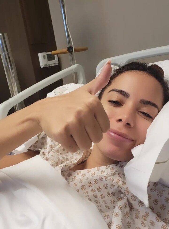 Anitta está internada em hospital de São Paulo e deve passar por cirurgia de endometriose