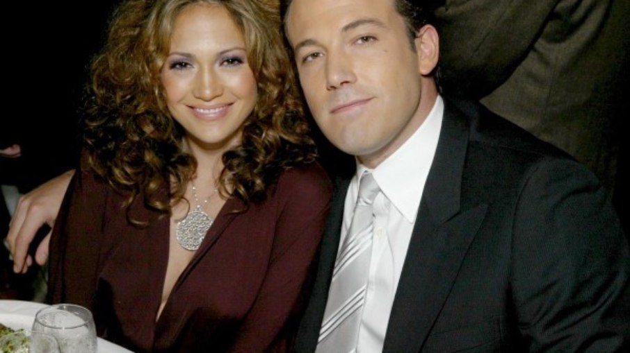 Ben Affleck e Jennifer Lopez estão noivos de novo