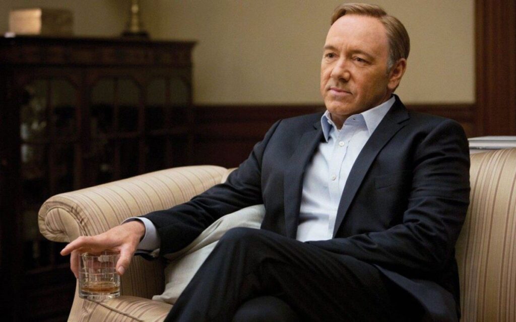 Após acusações de má conduta sexual, Kevin Spacey volta a atuar com papel pequeno em filme italiano