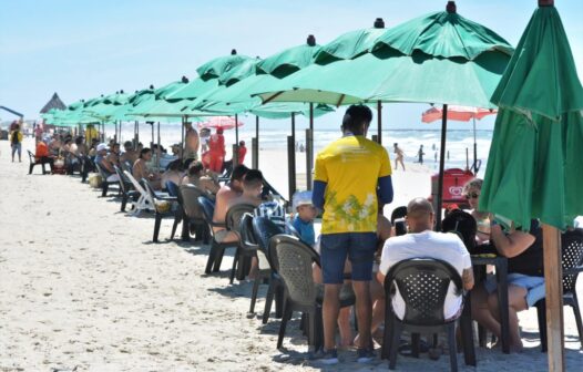 Retorno das barracas de praia nos fins de semana é comemorado por empresários