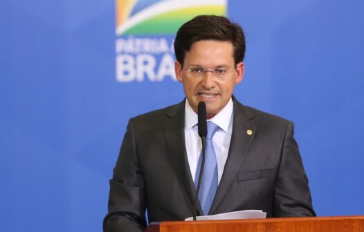 Auxílio Brasil: ministro confirma pagamento maior em novembro; veja inscrições