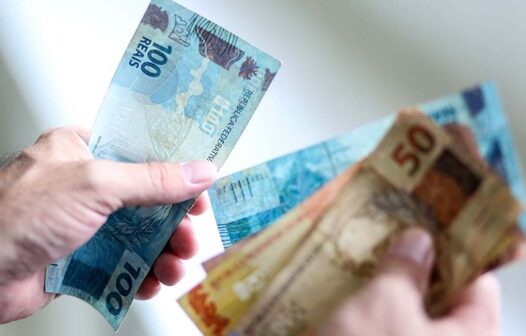 Auxílio Brasil, o novo Bolsa Família, pode chegar a R$ 1 mil por mês