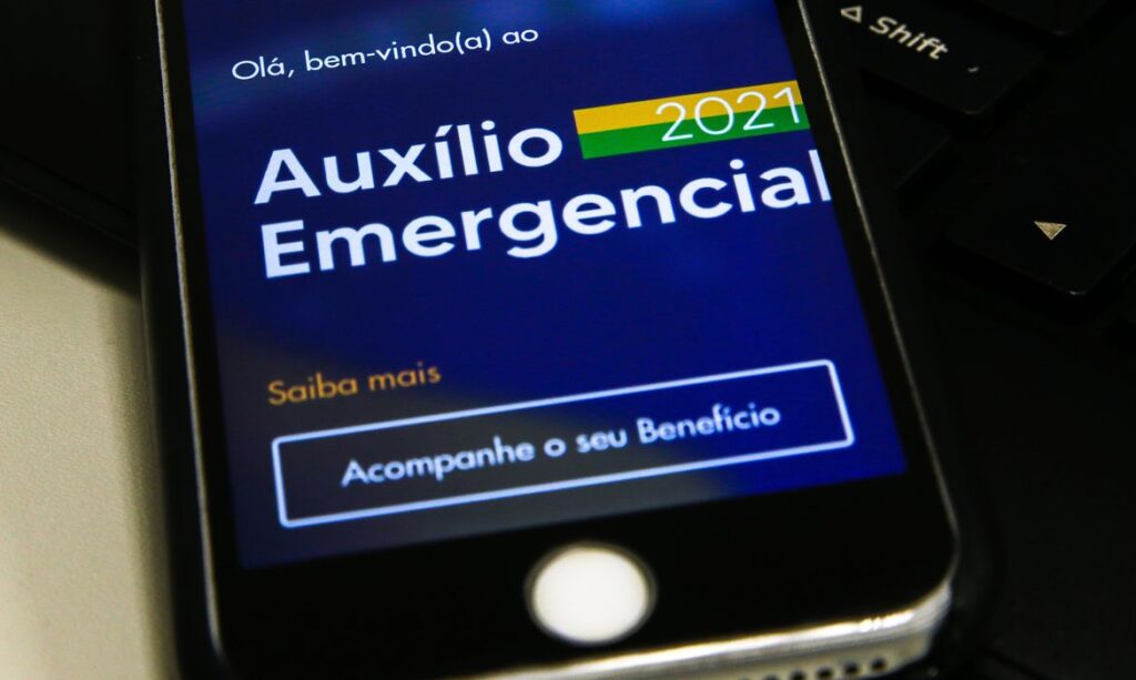 Auxílio Emergencial: nascidos em março recebem hoje (23) a 6ª parcela; confira o cronograma