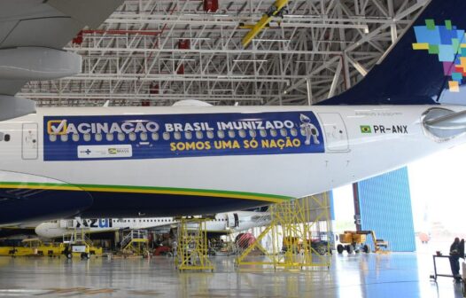 Avião que vai buscar vacinas na Índia decola hoje do Recife