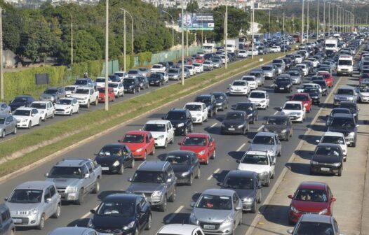 Motoristas recebem notificação antecipada de multas em novo serviço; entenda