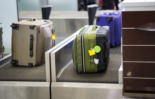 Preço para despachar bagagem em voos fica mais caro no Brasil; veja os valores
