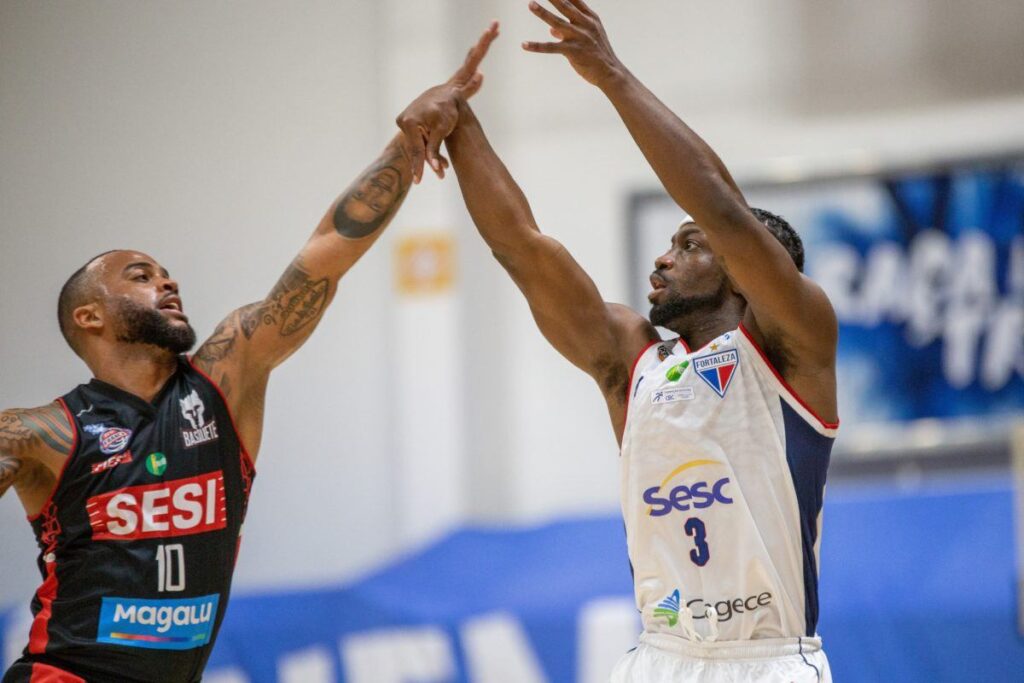 Fortaleza Basquete Cearense perde para o Franca e começa em desvantagem os playoffs do NBB