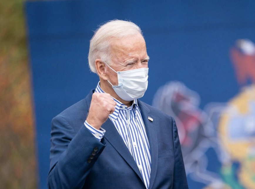 Em decisão histórica, Biden defende quebra de patente de vacinas