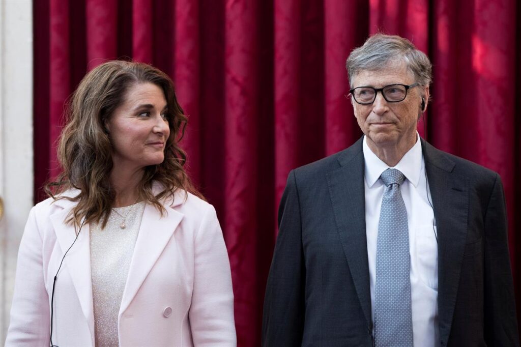 Bill Gates tinha acordo com esposa para passar final de semana com a ex