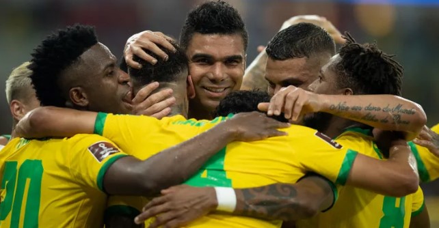 Brasil x Bolívia: onde assistir e escalações do jogo pelas
