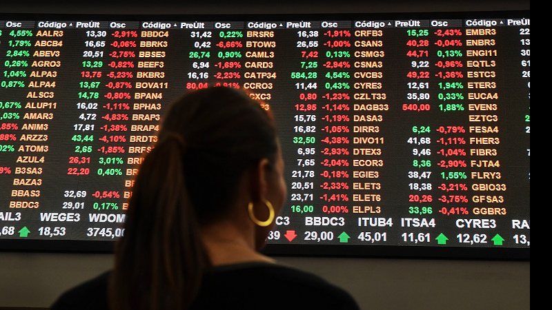 Bolsa de Valores cai com preocupações com variante delta e China