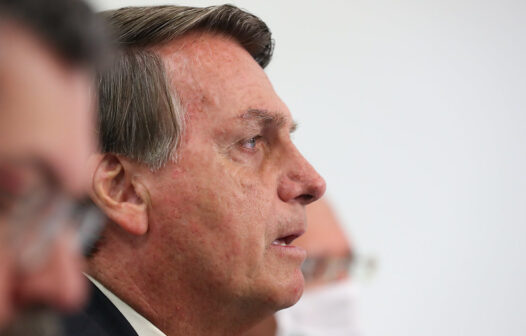 Bolsonaro ameaça editar decreto: “não ouse contestar”