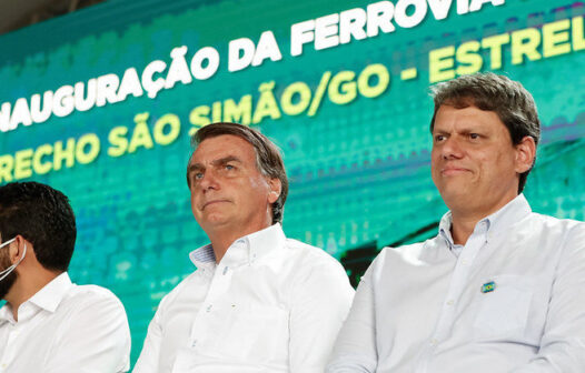 Bolsonaro cobra fim da ‘frescura e mimimi’ na pandemia: “Vão ficar chorando até quando?”