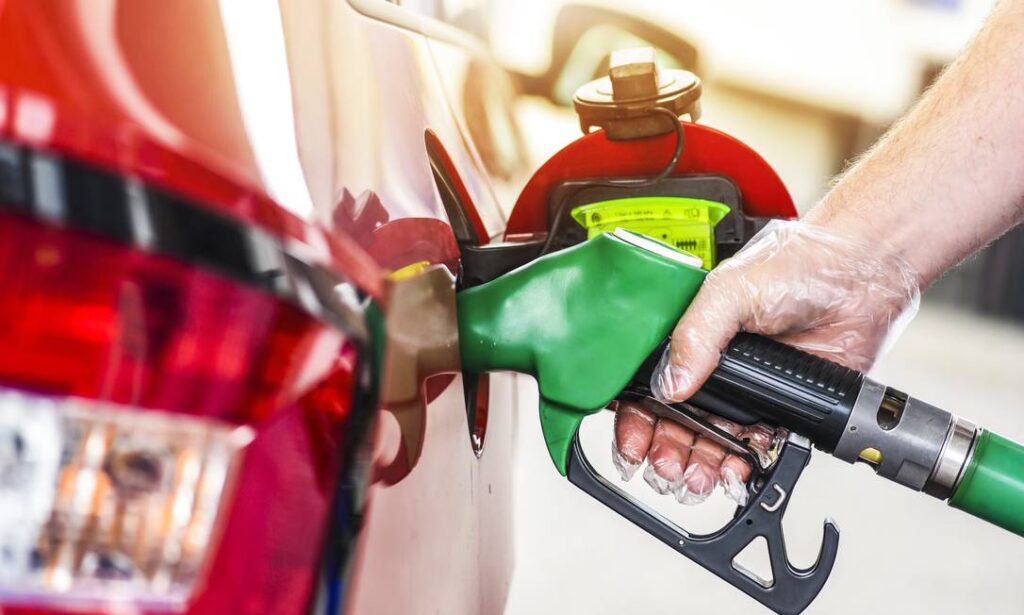 Gasolina chega a patamar recorde de R$ 7,49 no Ceará