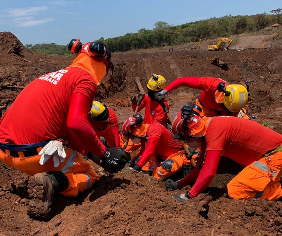 981 dias depois, mais um corpo é encontrado em Brumadinho