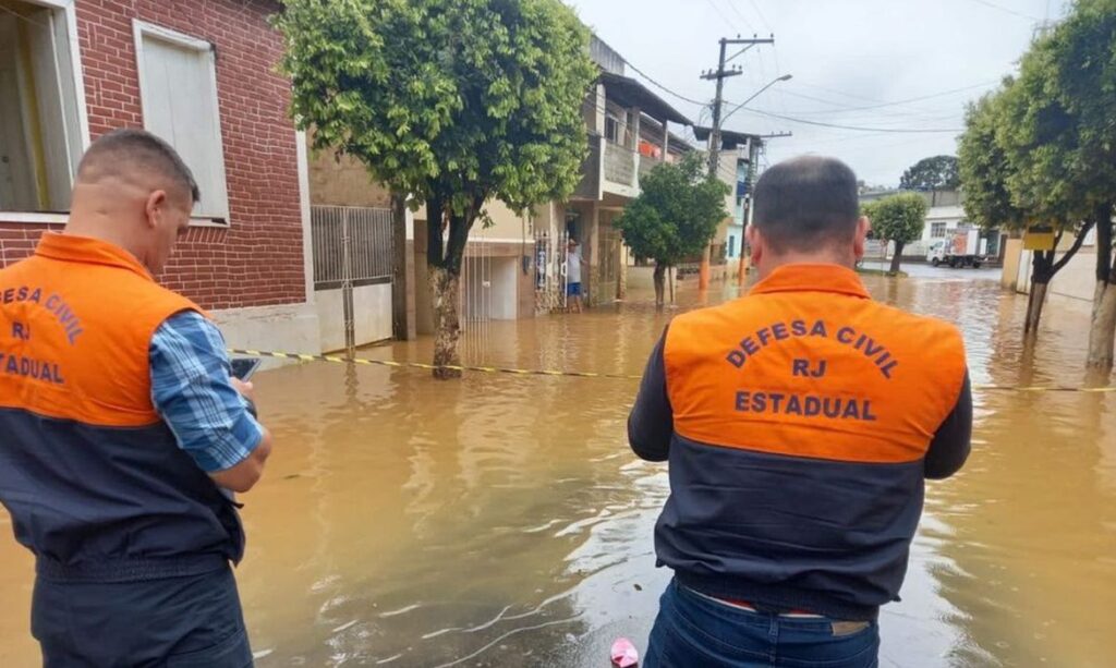 Calamidade em Petrópolis: prefeitura confirma 39 mortes em enxurrada