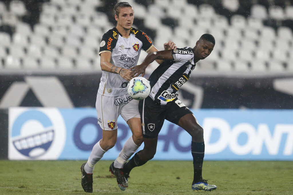 Botafogo perde do Sport e é rebaixado para a Série B