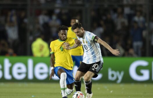 Seleção brasileira empata sem gols com a Argentina em jogo muito acirrado em campo