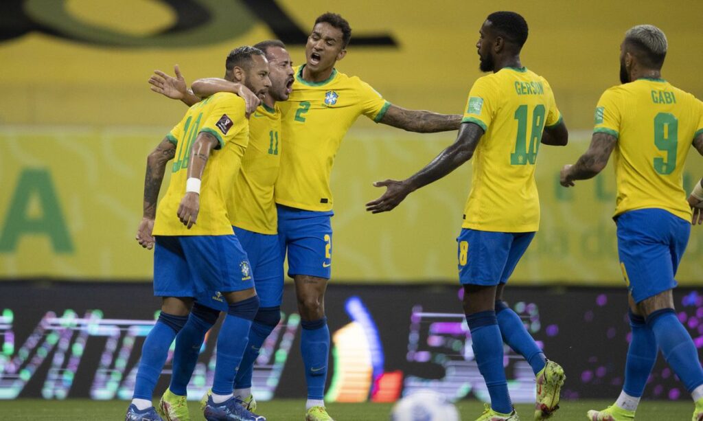 Brasil vence o Peru e mantém 100% de aproveitamento nas Eliminatórias da Copa