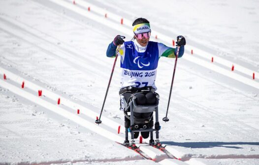 Brasileiros estreiam nos Jogos Paralímpicos de Inverno