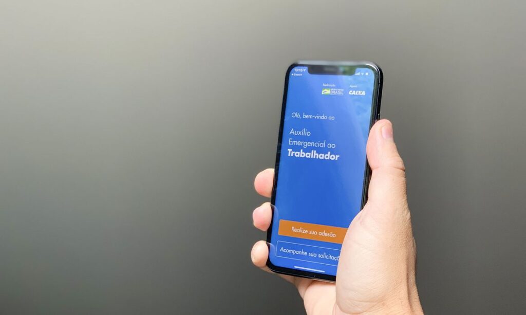 Caixa paga hoje auxílio emergencial a nascidos em abril