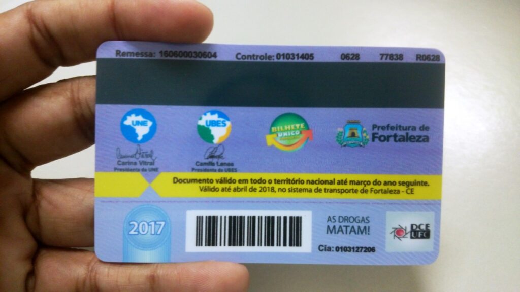 Prazo de validade das carteirinhas de estudante 2023 termina nesta terça (30) em Fortaleza