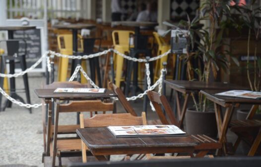 Casal finge passar mal para não pagar conta de R$ 400 em restaurante