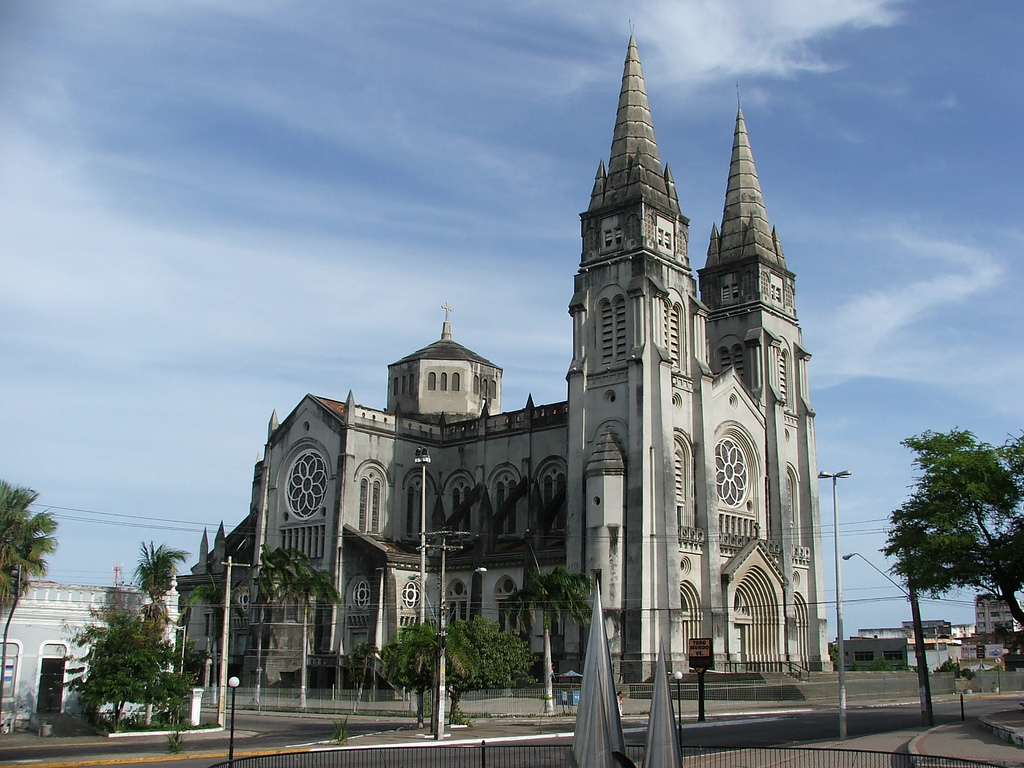 Missas em Fortaleza continuam acontecendo sem público presencial
