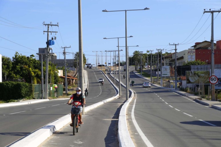 Governo do Ceará entrega duplicação da CE-025