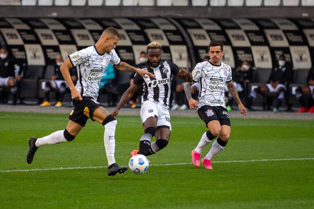 Ceará é derrotado pelo Corinthians e perde invencibilidade de 11 jogos no Brasileirão