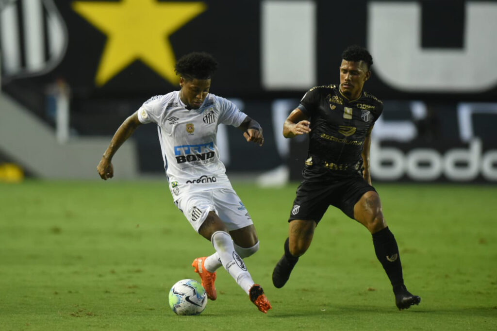 Com gol anulado pelo VAR, jogo Ceará x Santos termina no 1 a 1