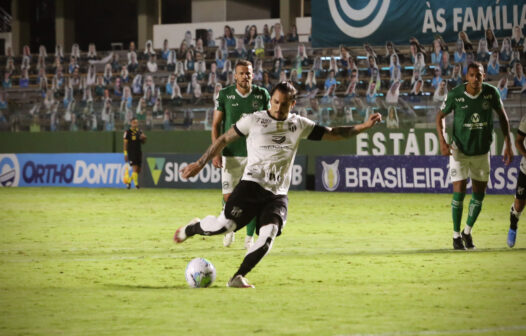 Goleada! Ceará vence o Goiás por 4 a 0