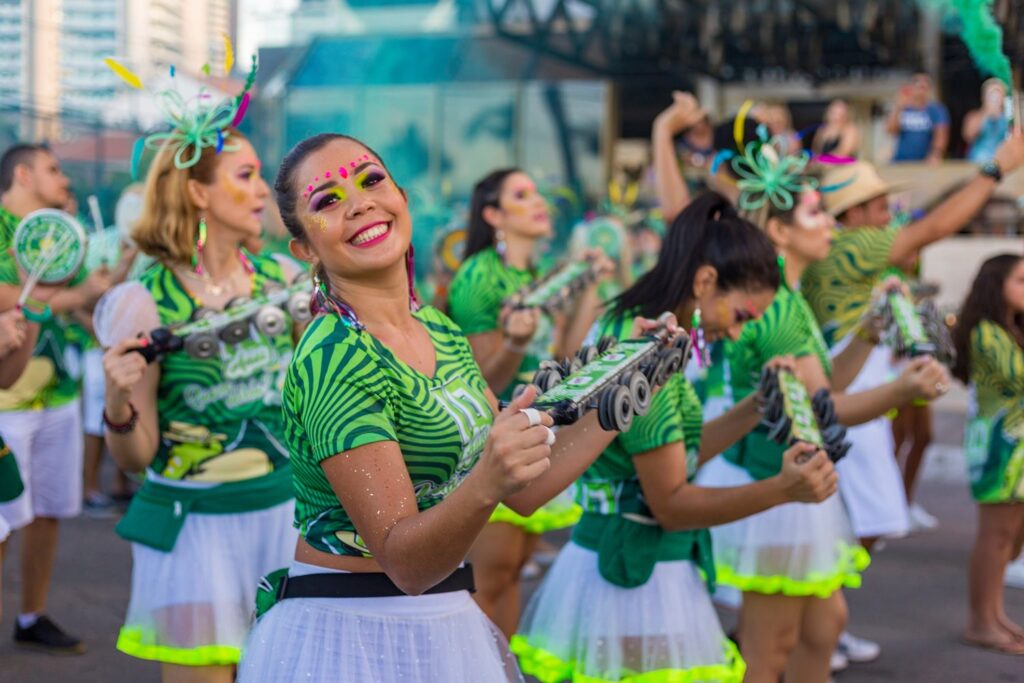 Ceará não terá ponto facultativo no Carnaval, anuncia Camilo; confira outras recomendações